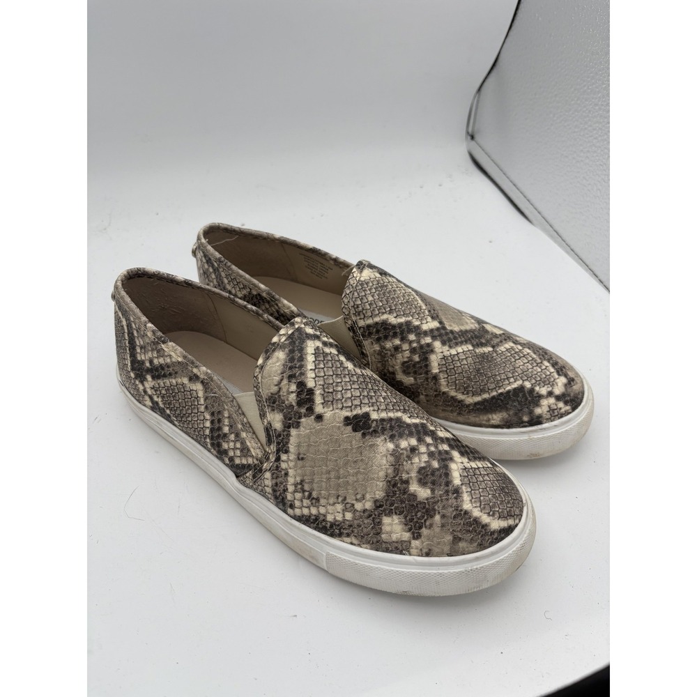 Steve Madden Symba Shoes Womens Size 7.5 Beige Snake Print Slip On Flats Casual